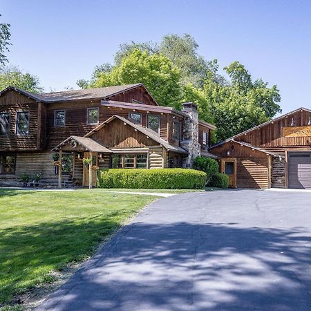 Engen Hus Bed And Breakfast Cottonwood Heights エクステリア 写真