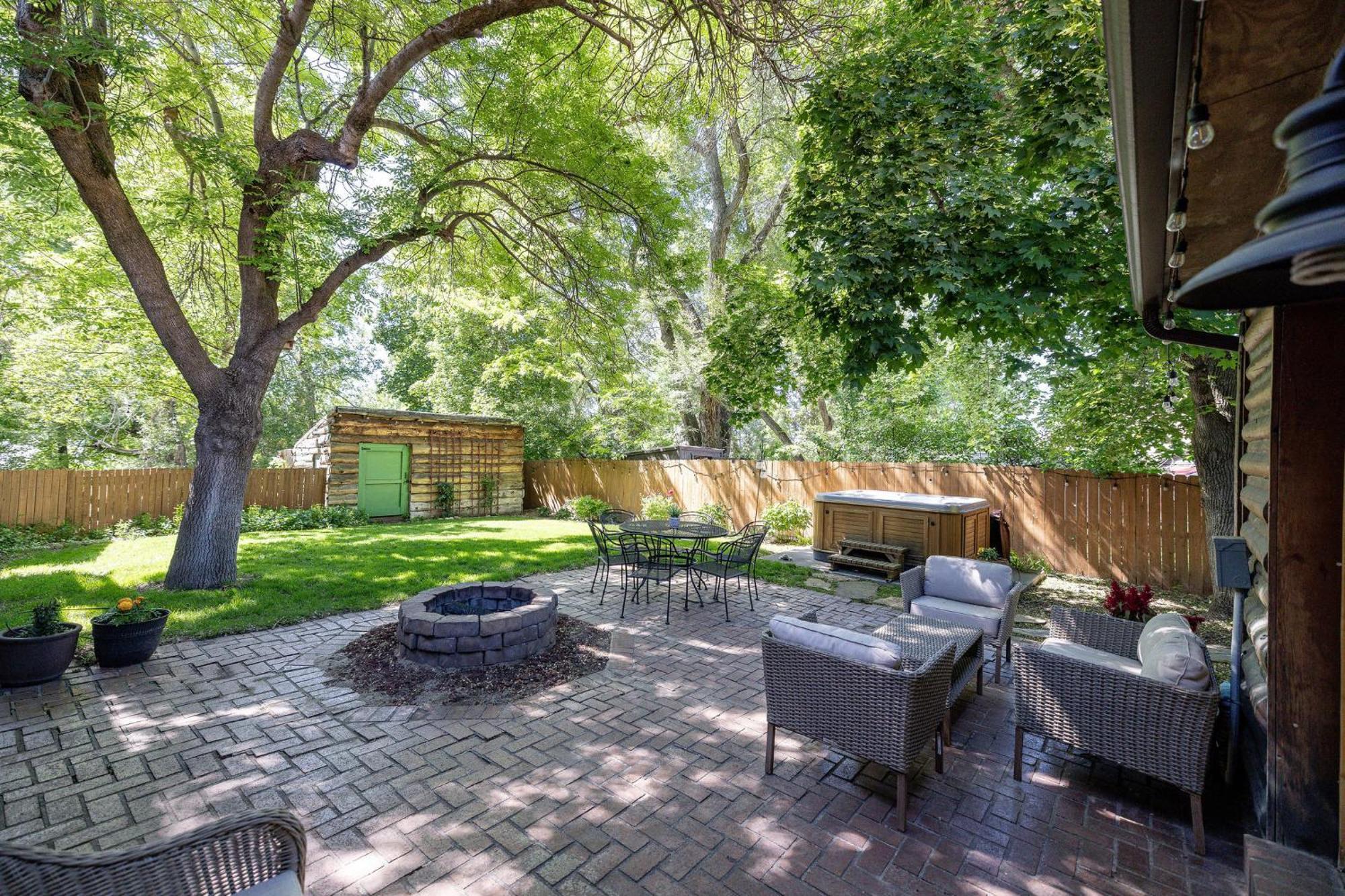 Engen Hus Bed And Breakfast Cottonwood Heights エクステリア 写真